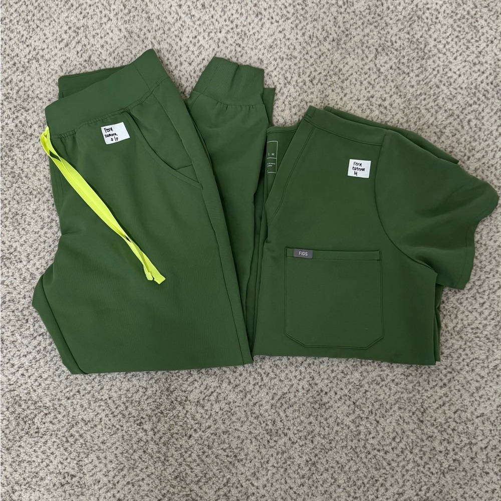 FIGS scrubs Fern green color